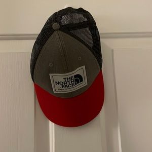COPY - NorthFace trucker? SnapBack